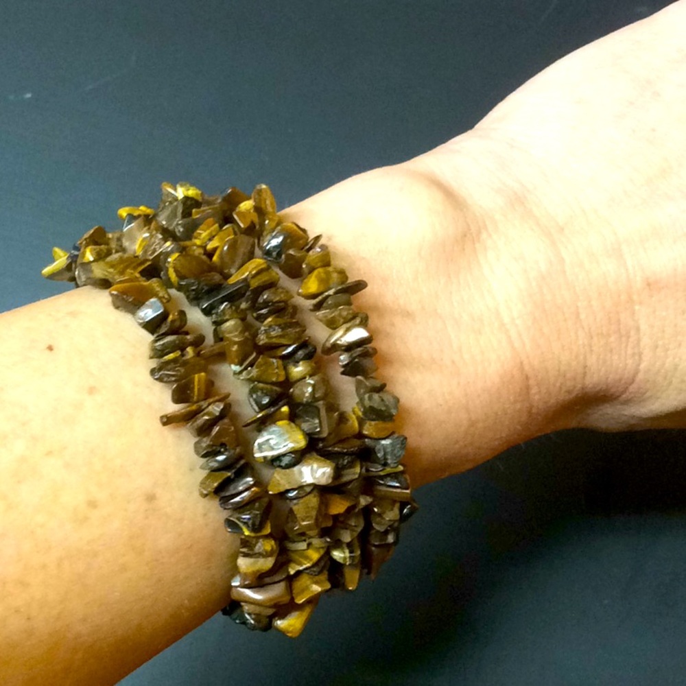 Tiger Eye Chip Bracelet - Picture 2 of 3